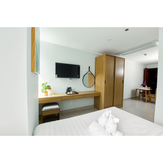 Deluxe Double Room with Window and Kitchen